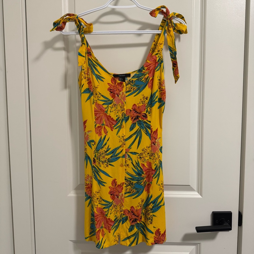 Forever 21 Yellow Tropical Dress - Picture 4 of 6